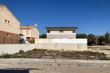 PARCELA URBANA DE 500 METROS EN RESIDENCIAL EL SALITRE LIBRILLA