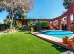Espectacular Chalet en Altorreal, con amplias zonas ajardinadas!