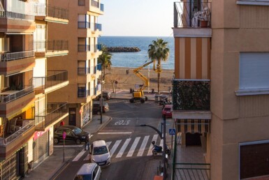 🏡 EDIFICIO EN VENTA EN ÁGUILAS – UBICACIÓN PRIVILEGIADA, JUNTO A LA PLAYA 🏖️