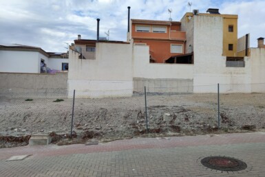 Construye en Barrio San Antonio