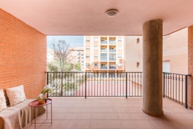 ¡Exclusiva vivienda con terraza en el barrio del Ranero!