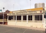 3 locales comerciales + 4 locales en sótano + terrazas exteriores