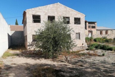 ¡OPORTUNIDAD ÚNICA! IMPRESIONANTE CASA DE 2 PLANTAS CON AMPLIO TERRENO Y SEGUNDO INMUEBLE POLIVALENT