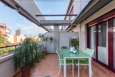 DUPLEX DE 3 DORMITORIOS CON PISCINA EN ESPINARDO
