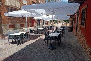 RESTAURANTE PIZZERÍA EN PLENO FUNCIONAMIENTO EN MURCIA
