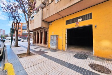 LOCAL COMERCIAL PARA EMPRENDEDORES O GARAJE MÚLTIPLE EN PINTOR BALACA
