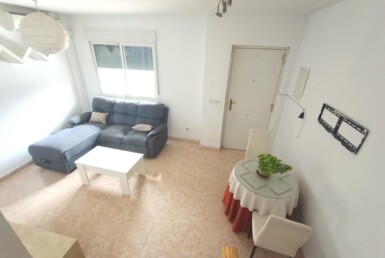 SE VENDE DÚPLEX EN EL LLANO DE MOLINA