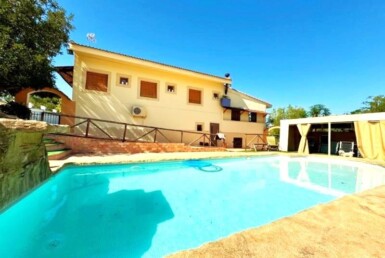 EXCELENTE FINCA RUSTICA EN LOS VALIENTES